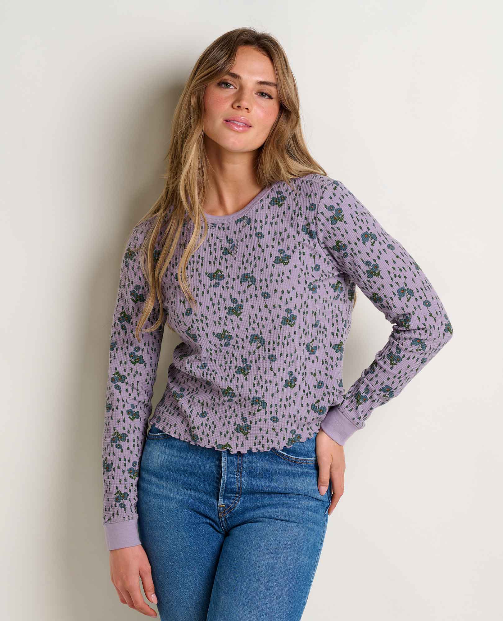 Women’s Tops & Tees on Sale